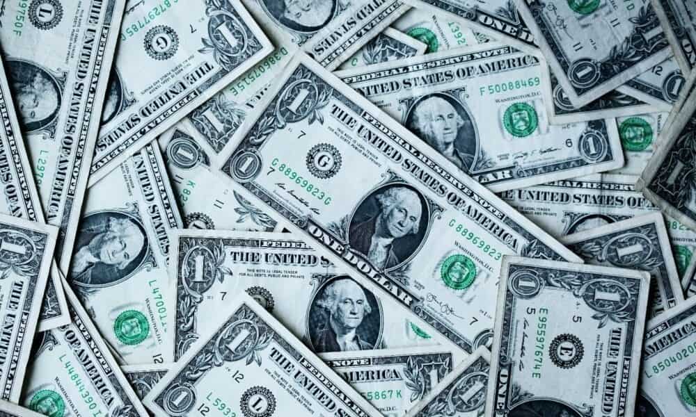Dolares-remesa-min