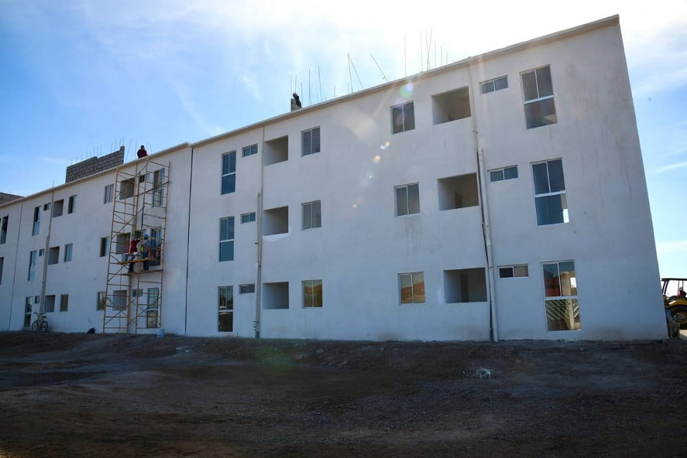 el programa de vivienda más grande de su historia con 60 mil hogares en marcha.. (1)