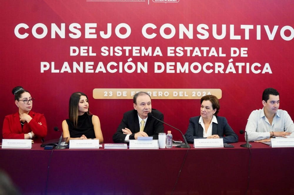 Durazo alinea Plan Estatal con Plan Nacional de Desarrollo.. (2)