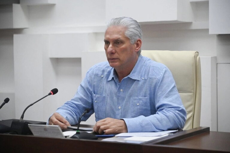 DIAZ CANEL revela que conversa con EUA (2)