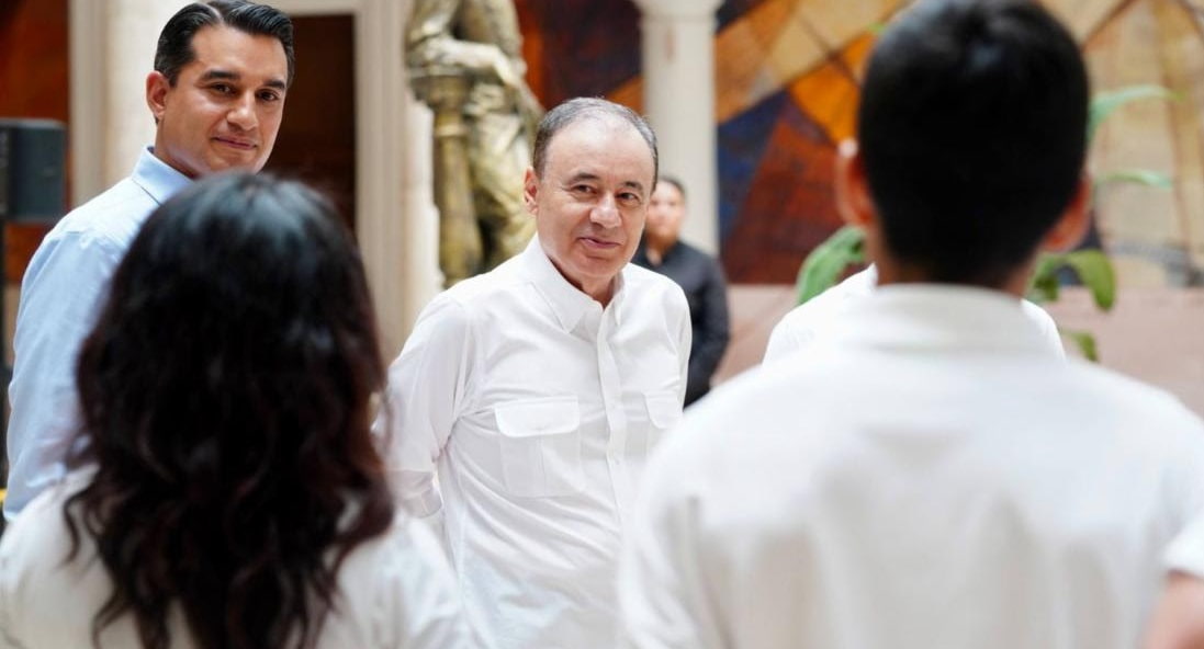 Durazo profesionaliza a 350 mil sonorenses en inteligencia artificial con Microsoft (1)