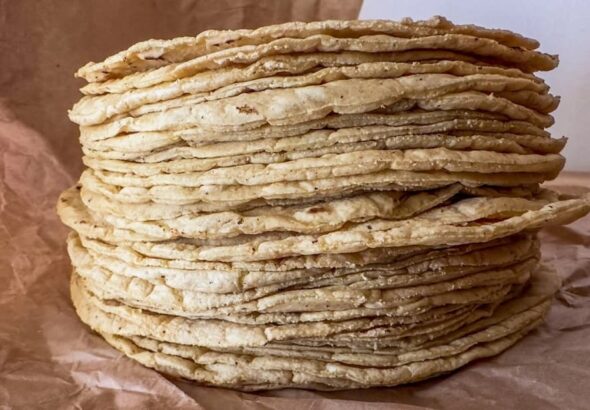 Tortillas. Amenazan tortilleros con aumentar precio (2)