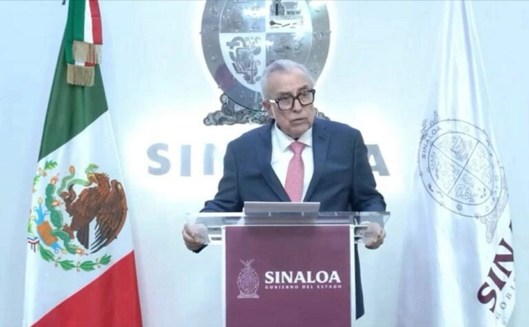 licencia-rocha-moya
