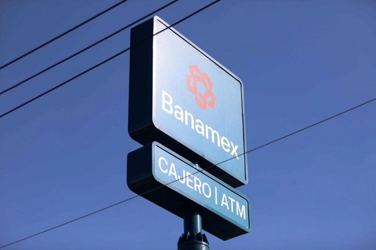 Banamex. 142 años (1)