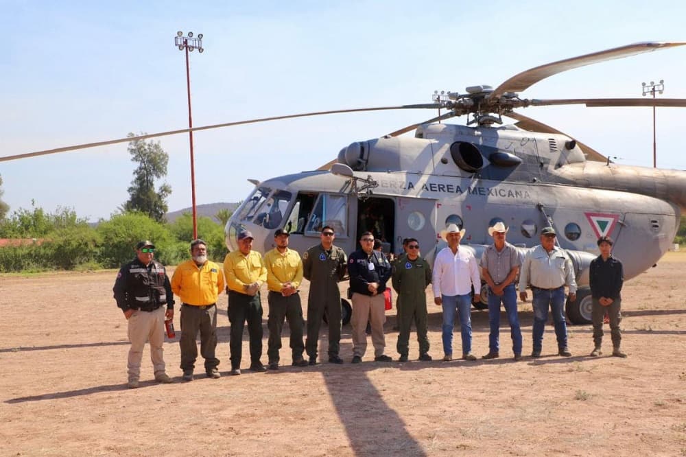 CEPC informa avance del 55 por ciento en control de incendio forestal en Arivechi (1)